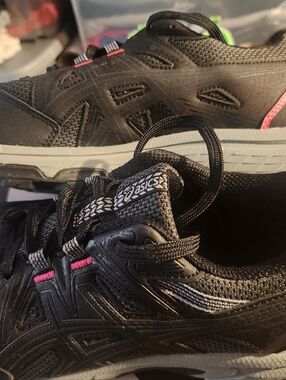 Asics Gel Venture 8 Black Athletic Shoes with Pink Accents